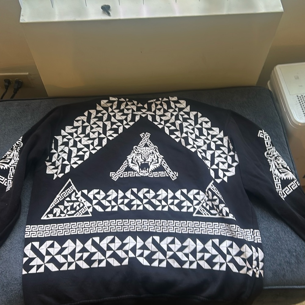 Two piece sweater and pants black and white